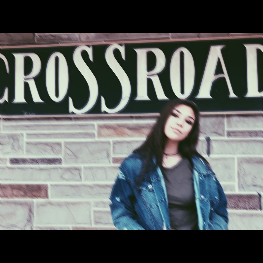 Meet your Posher, Olivia